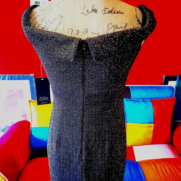 aidan mattox black and gold dress Aidan Aidan Mattox Women's Sz. 10 Black & Gold Sequin V Back Short Dress